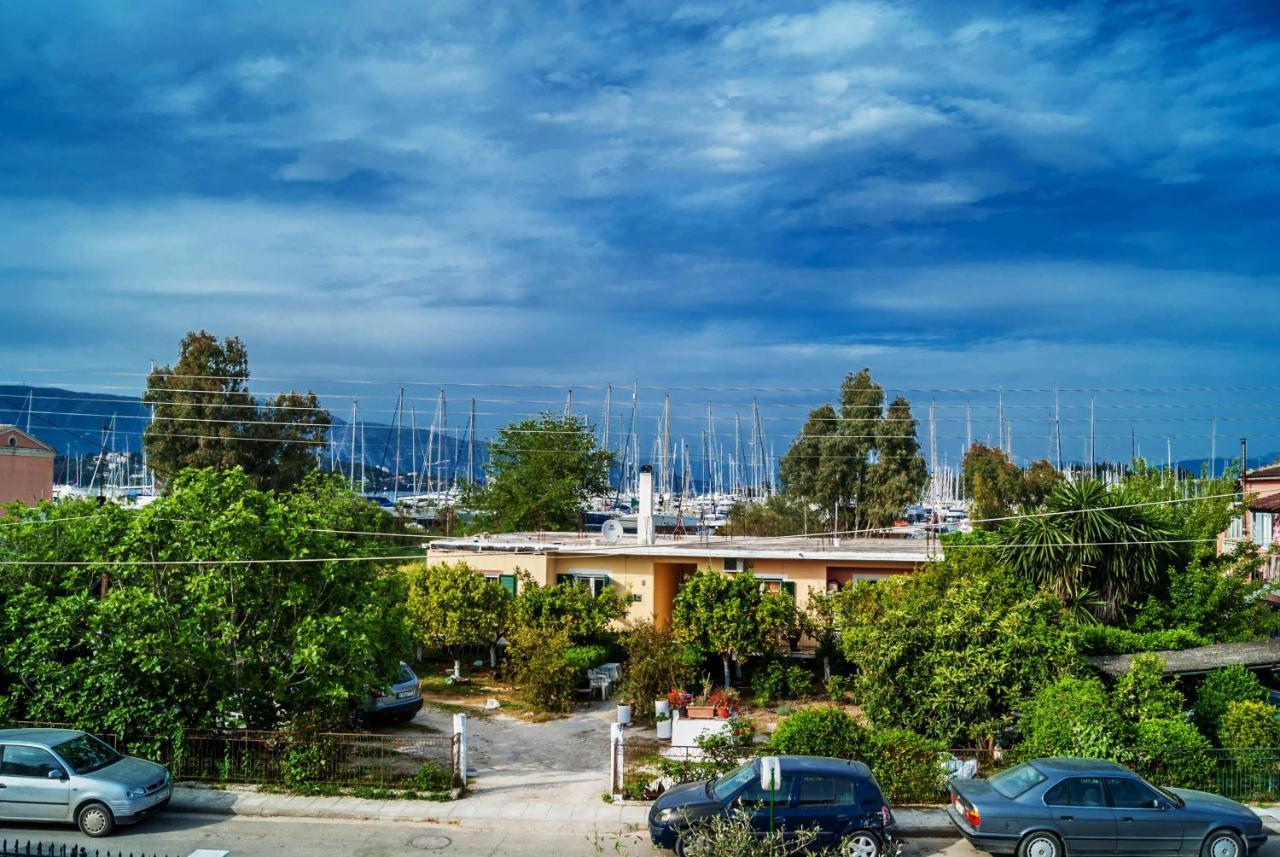 Stavros Apartments Kontokali Next To Gouvia Marina Bagian luar foto
