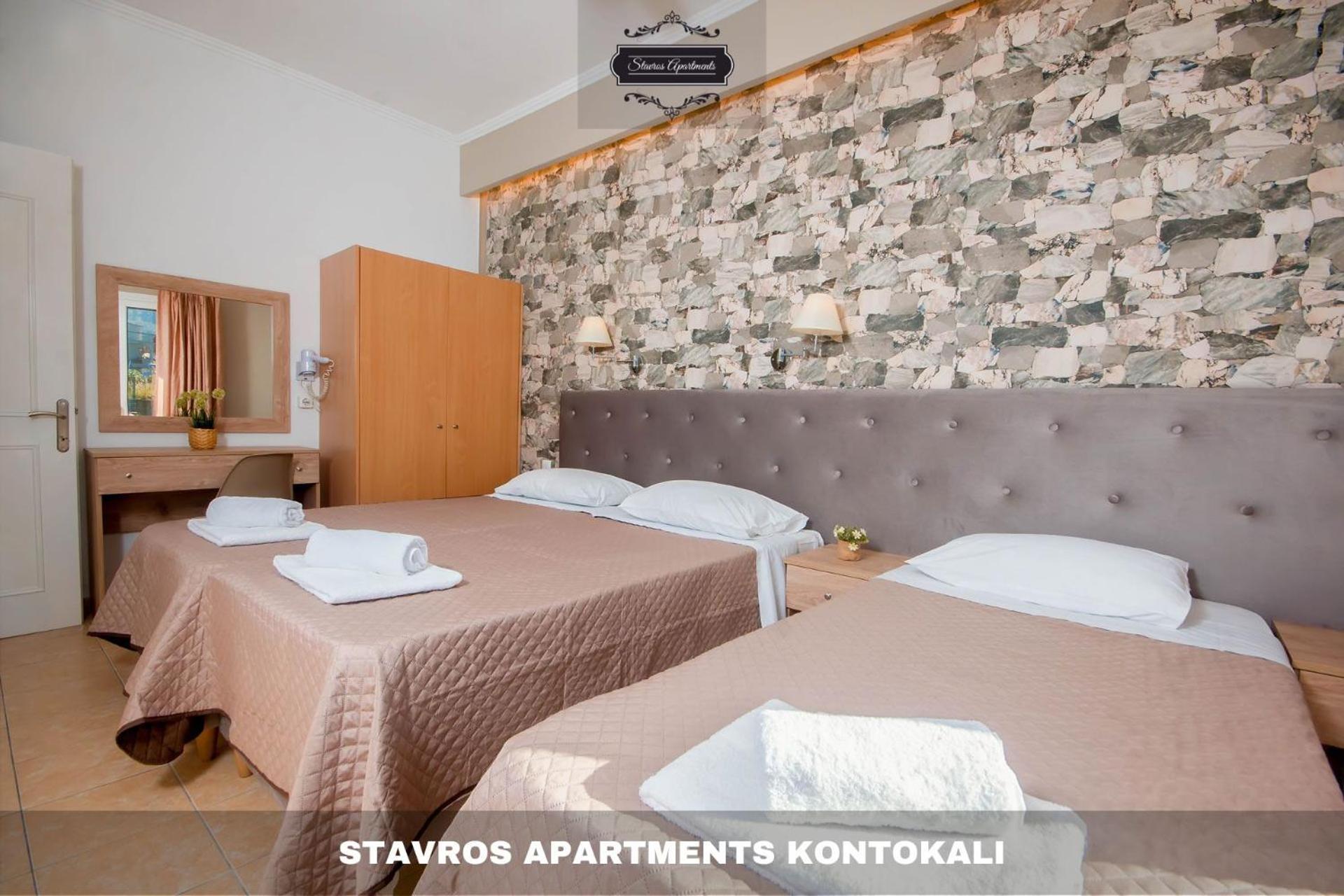 Stavros Apartments Kontokali Next To Gouvia Marina Bagian luar foto