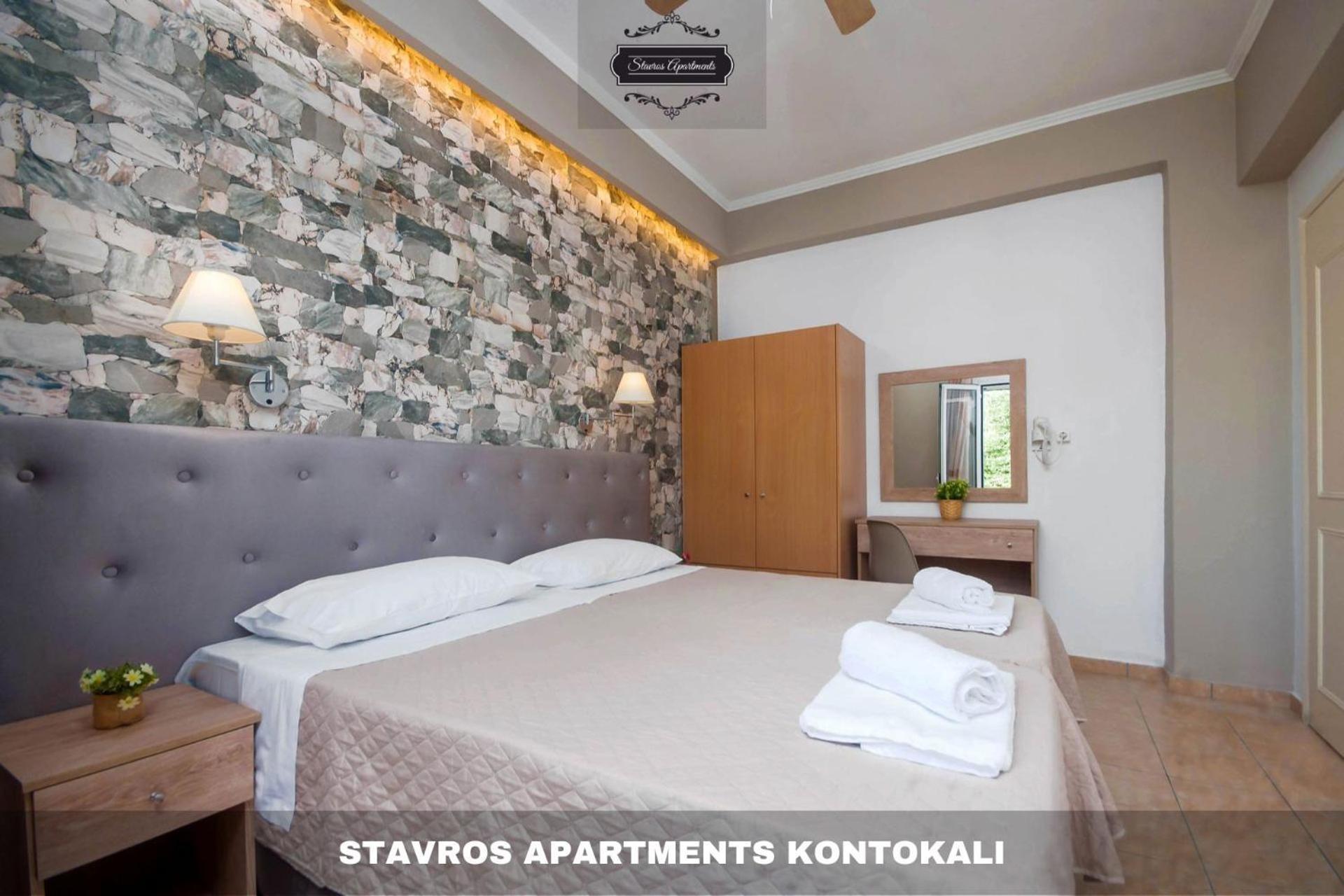 Stavros Apartments Kontokali Next To Gouvia Marina Bagian luar foto