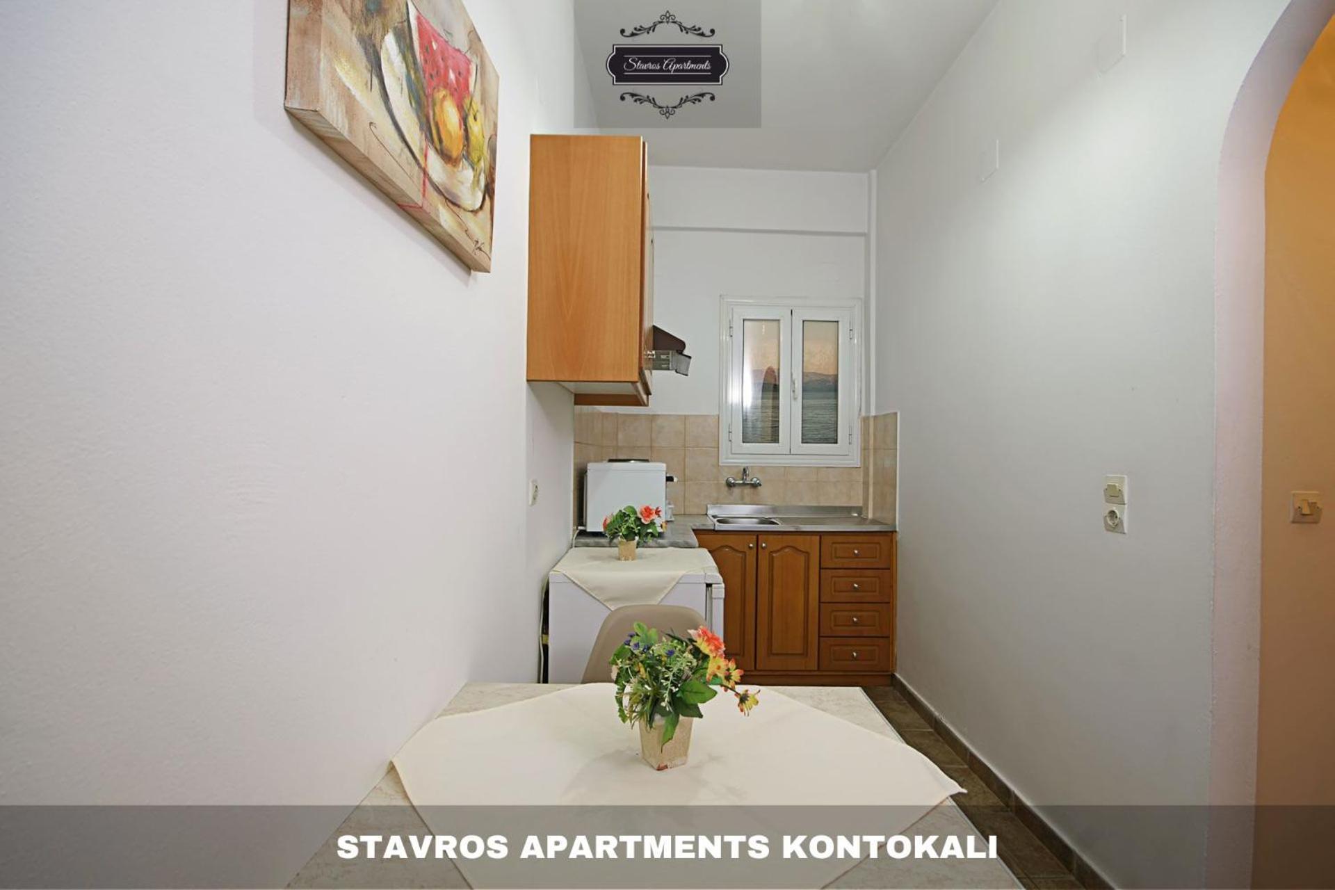 Stavros Apartments Kontokali Next To Gouvia Marina Bagian luar foto